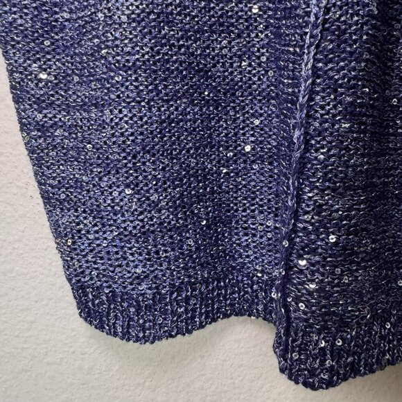 H Halston Silver Blue Sparkly Sequin Pull On V Neck Knit Sweater Size Medium - Picture 5 of 8